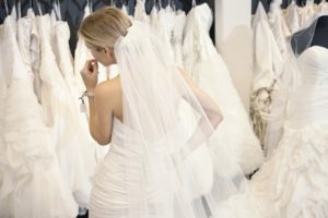 bride-dress-choosing-Wild-Wedding-Company